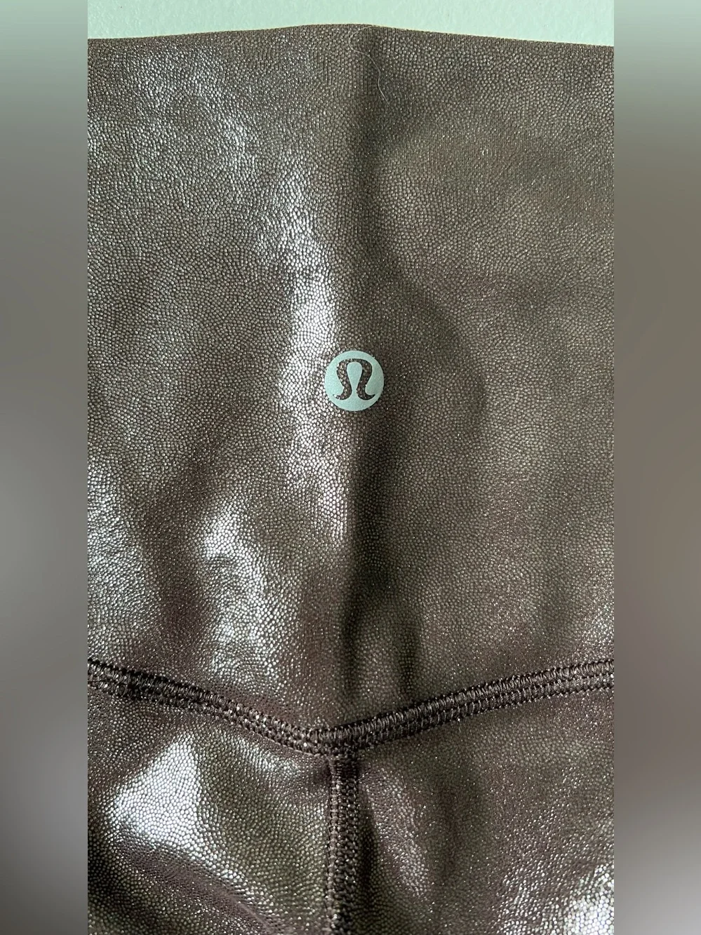 NWT Lululemon Align 8” Shine French Press Sz 6